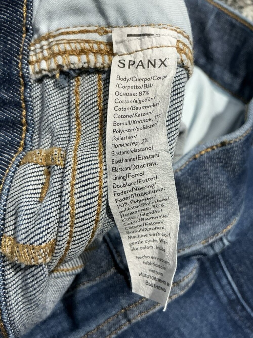 Spanx Shape Easy Flare Blue Jean Large Patch Pockets Stretch - Picture 8 of 10